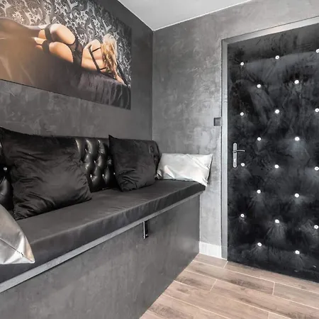 O Parfum Des Desirs Heliopolis Elegant Near The Agde